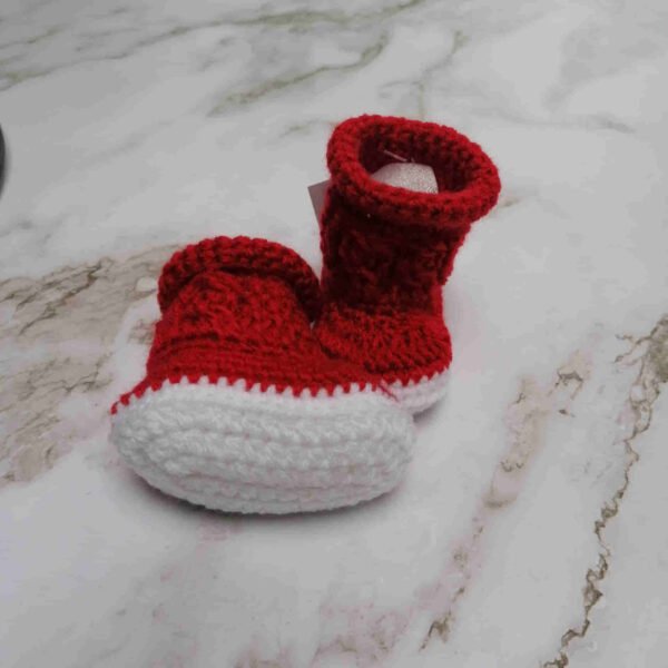 Baby laars gehaakt rood wit onder