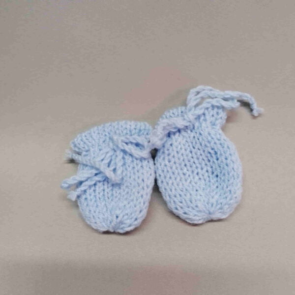 Baby wantjes blauw handgemaakt gebreid