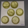 Knopen geel groen 34mm vintage