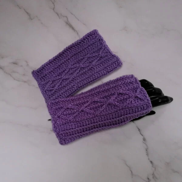 Vingerloze handschoen met kabelmotief